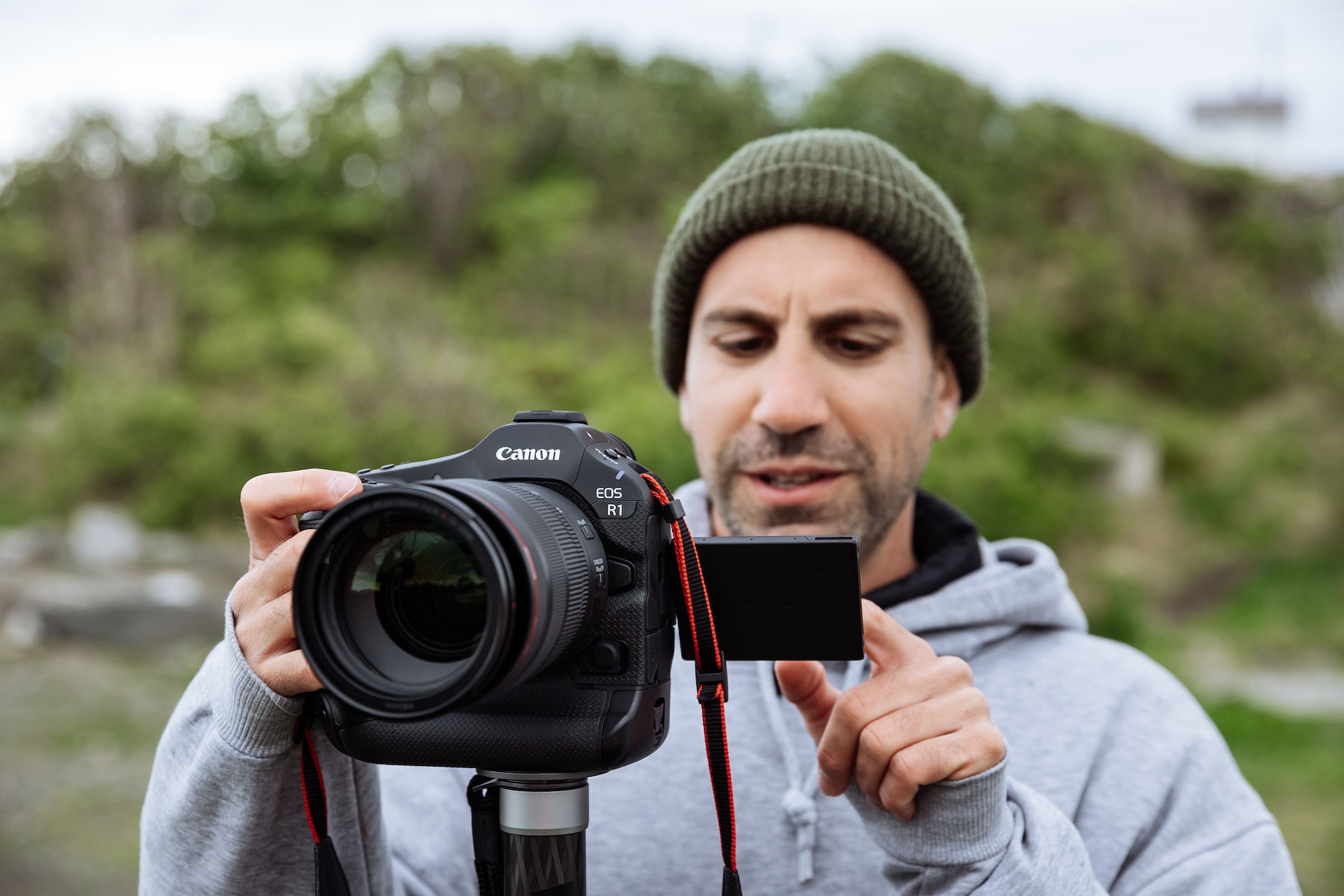 Canon EOS R1