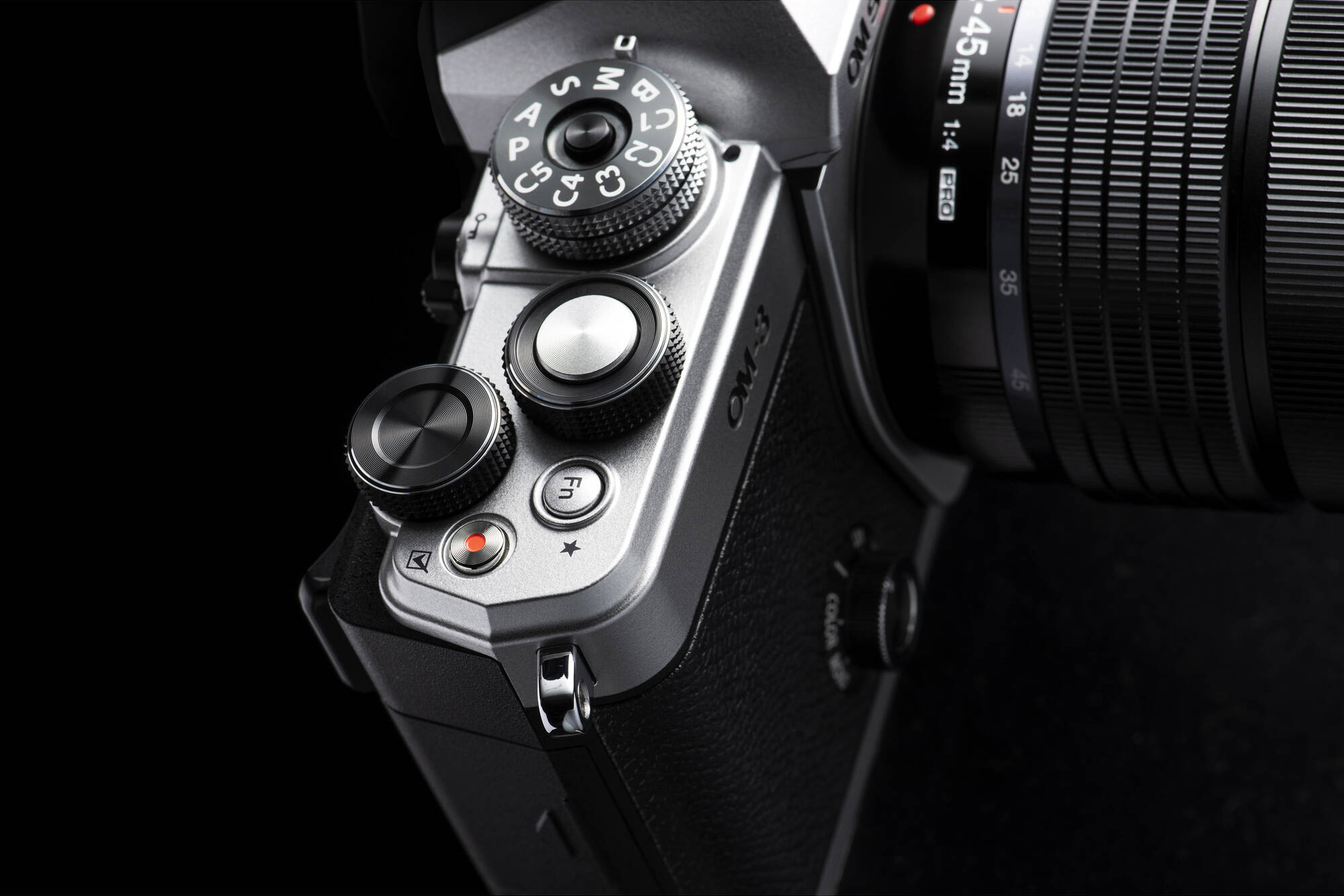 OM SYSTEM OM-3 Astro