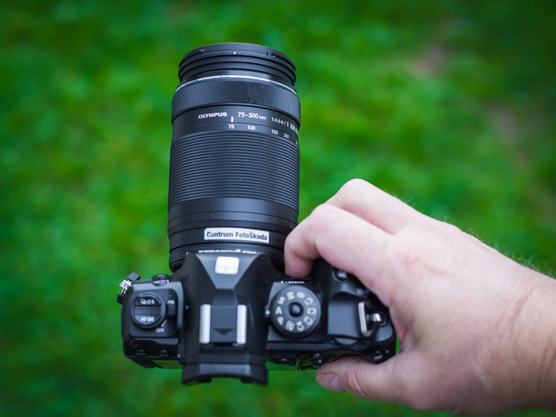 OLYMPUS_ED_75-300mm_ED_MSC_II_img8