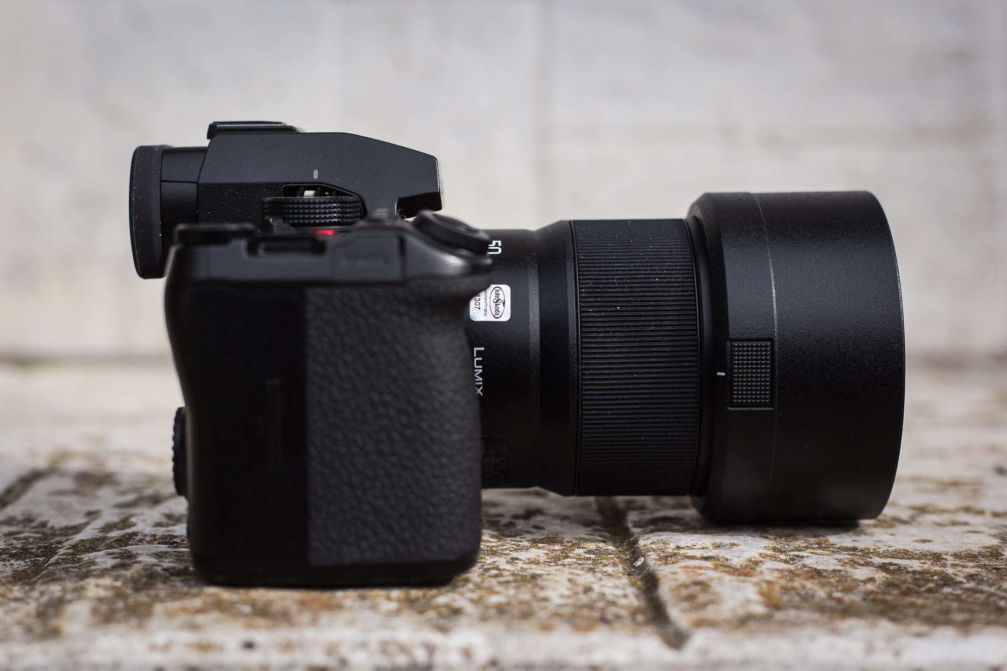 Panasonic LUMIX DC-S5 IIx - img3 z boku