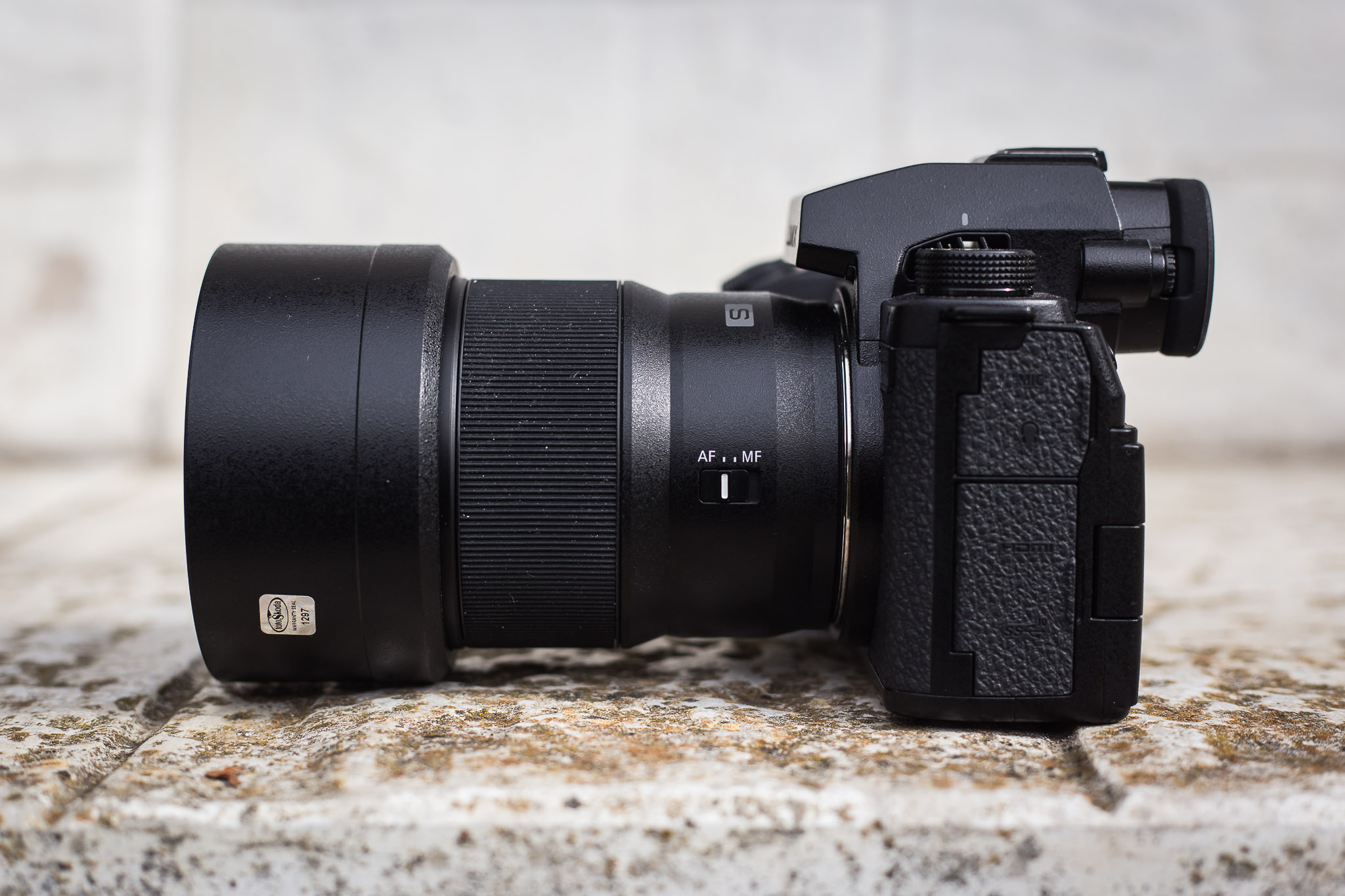 Panasonic LUMIX DC-S5 IIx - img4 z boku 2
